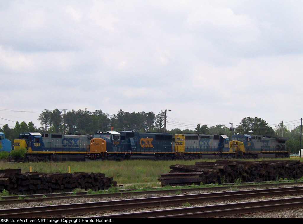 CSX 8730, 8202, & 329 move thru the north end of the yard